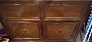 Mueble madera vintage radio y tocadiscos