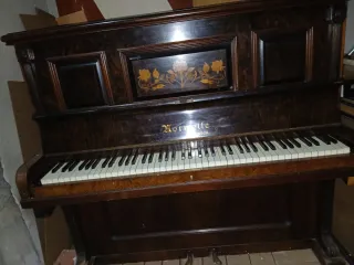 Piano Normelle London