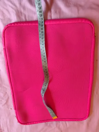 Funda rosa para portátil