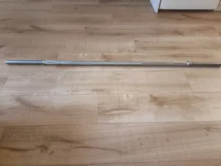 Barra de pesas de gimnasio