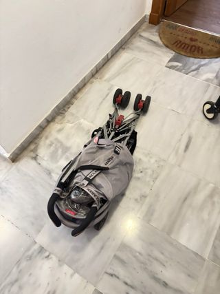 Carrito McLaren rosa y gris