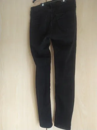 Pantalones vaqueros negros mujer