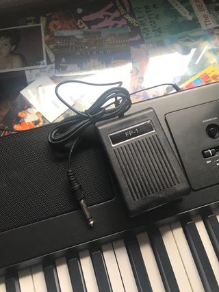 Piano digital RINGWAY RP25