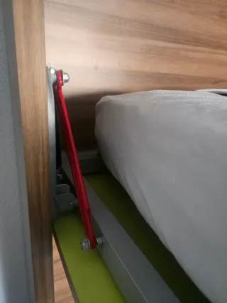 Litera abatible horizontal en perfecto estado