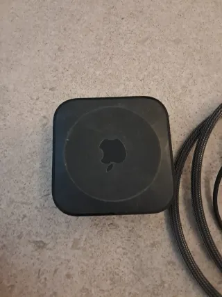 Apple TV Negro con Cable