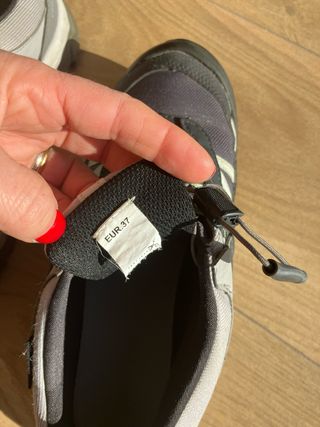 Botas de montaña impermeables