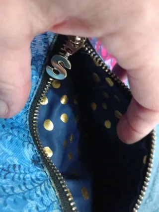 Trousse Desigual floreale blu e rosa