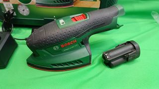 Lijadora Bosch EasySander 12 a batería