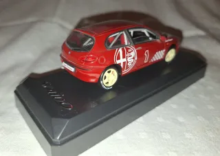 Solido 1:43 Alfa Romeo 147 Racing 2001
