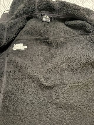 Abrigo The North Face Negro con Capucha