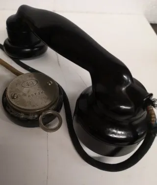 Teléfono antiguo Modelo 1924