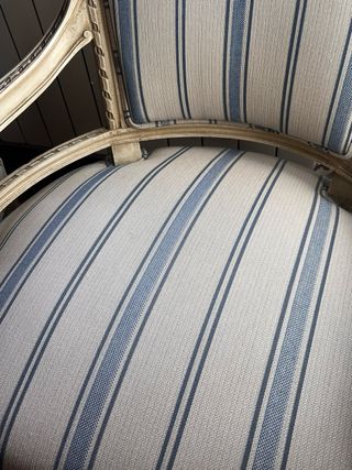 Coppia di poltrone Luigi XVI in riproduzione, URGENTE