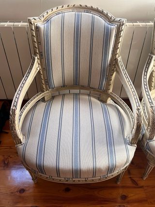 Coppia di poltrone Luigi XVI in riproduzione, URGENTE