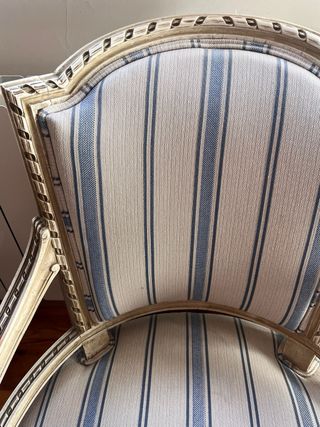 Coppia di poltrone Luigi XVI in riproduzione, URGENTE