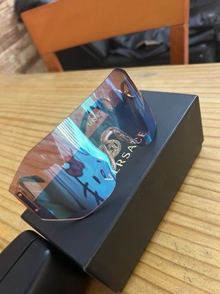 Gafas Versace Negras y Doradas