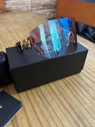 Gafas Versace Negras y Doradas