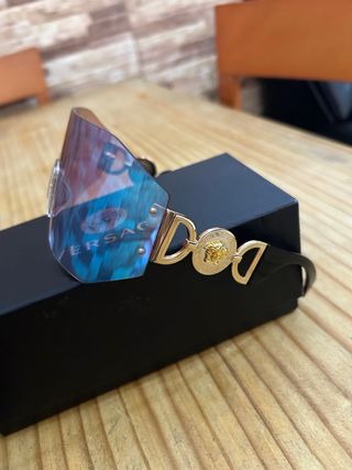 Gafas Versace Negras y Doradas