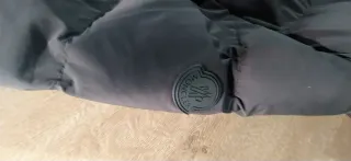 Chaqueta Moncler Negra Plumas