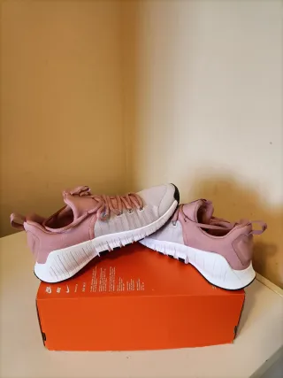 T40 Nike Free Metcon 6 Rosa/Blanco