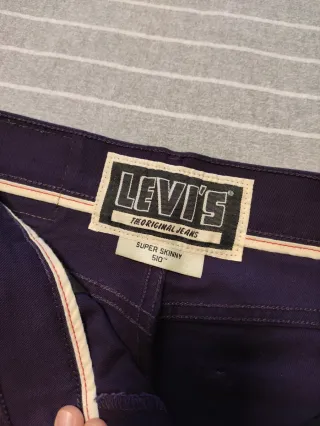 Pantalones Levis Skinny Morados