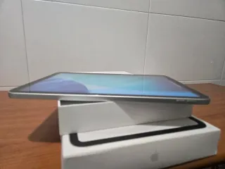 iPad 10ª Gen WiFi 64GB Argento