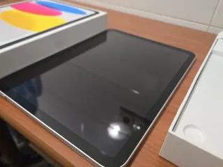 iPad 10ª Gen WiFi 64GB Argento