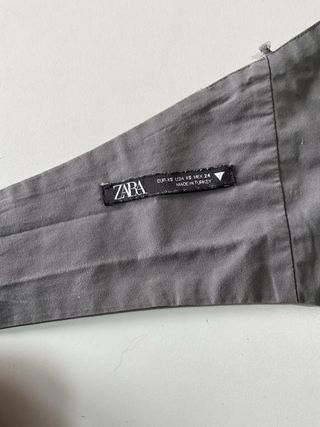 Top Zara gris