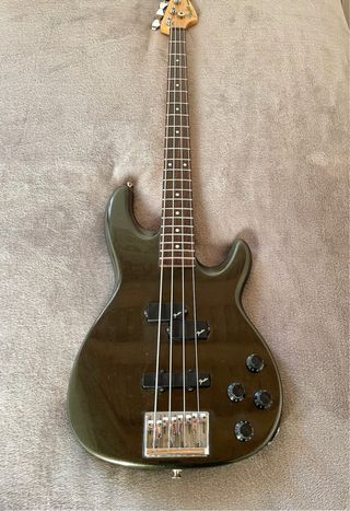 Bajo Fender Precision Lyte MIJ 1996