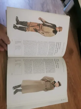 Uniformes de la Segunda Guerra Mundial libro