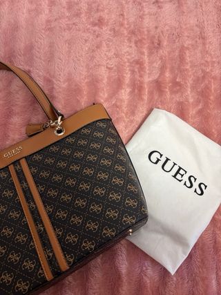 Bolso Guess Estampado Marrón y Beige