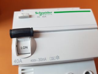 Schneider Electric iID 40A disyuntor de corriente