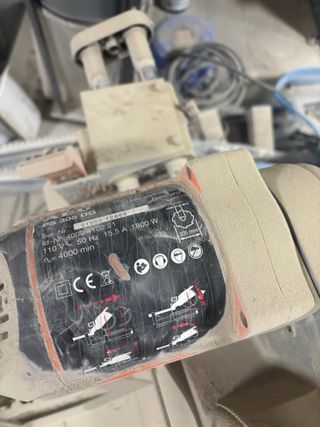 Sierra de banco AEG PS 305 DG