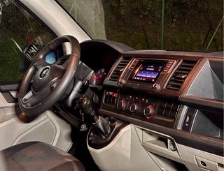 SE VENDE VW TRANSPORTER T6 BICOLOR