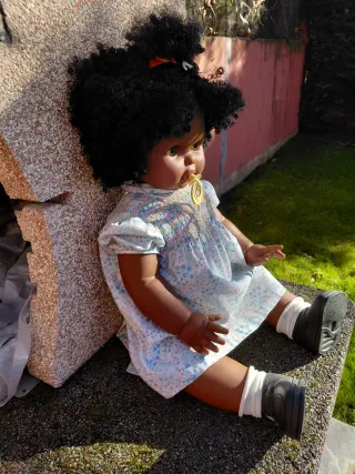 Muñeca retro con chupete