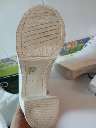 Botines Guess Blancos Tacon Plataforma