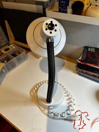 Lámpara Flexo Escritorio Blanca y Negra