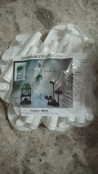 Estantería Macetero Decorativo HEGA