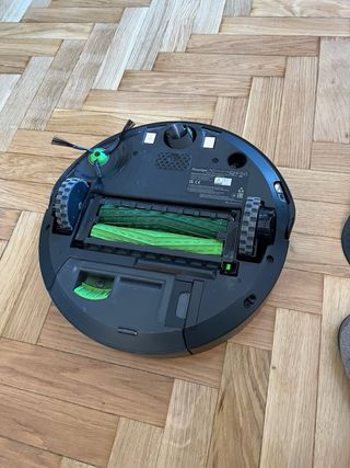 Aspirador iRobot Roomba + Base de carga