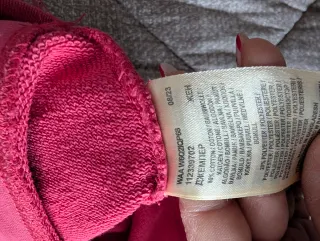 Maglia fucsia con scritta blu Wrangler