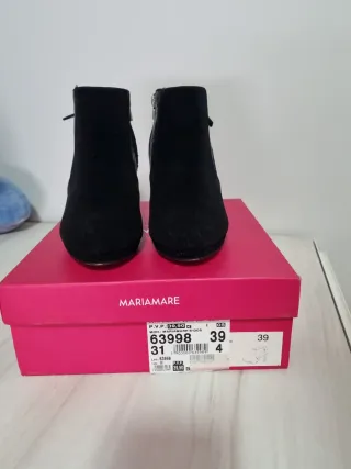 Botines de tacón negros