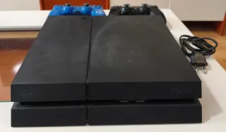 Consola PS4 500GB + 2 Mandos + Regalos