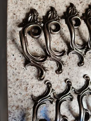 Lote 12 Tiradores Antiguos Labrados Metal