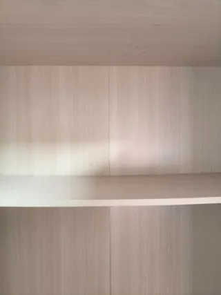 Armario escobero alto multiusos (208 cm)