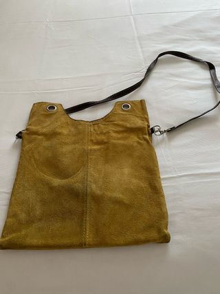 Bolso bandolera ante mostaza