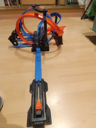 Circuito Hot Wheels Triple Loop