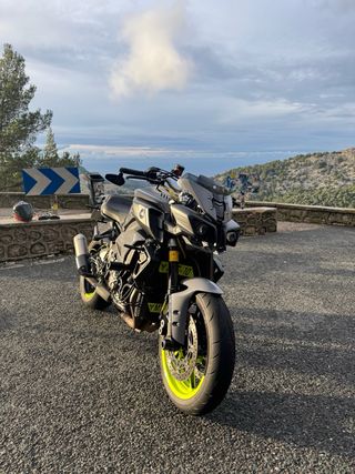 Yamaha MT-10