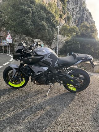 Yamaha MT-10