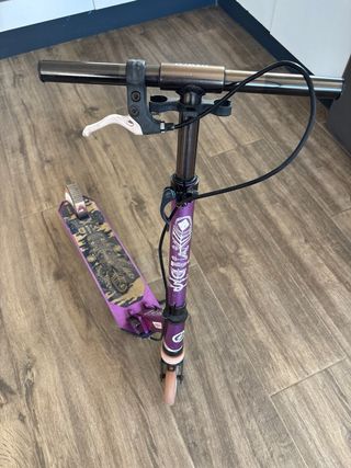 Patinete de aluminio morado marca Oxelo