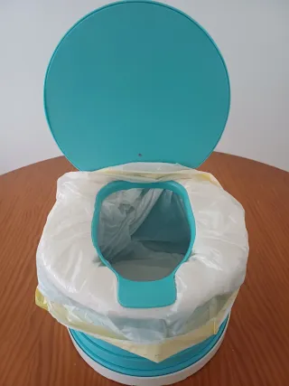 Orinal plegable y portatil