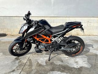 KTM Duke 125cc 2022